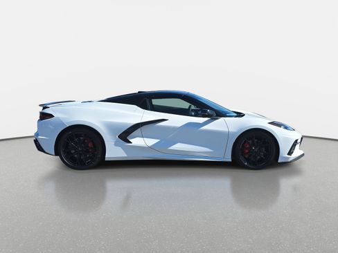 Used 2024 Chevrolet Corvette 2LT w/ Stealth Interior Trim Package image 4