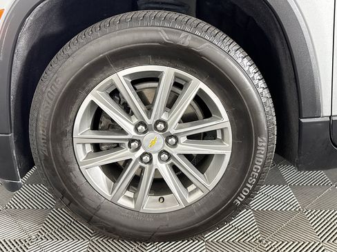 Used 2023 Chevrolet Traverse LT FWD image 67