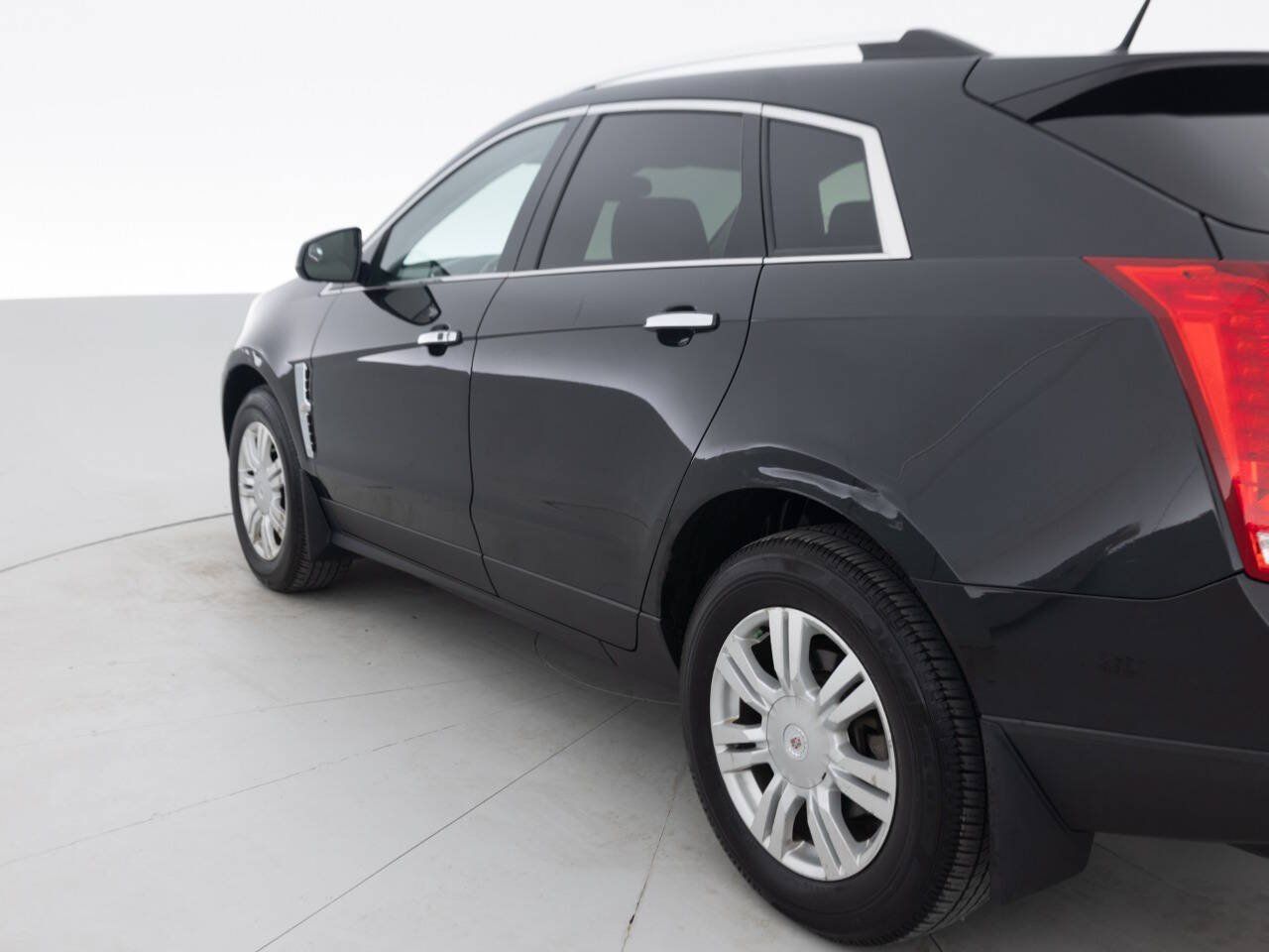 Used 2011 Cadillac SRX Luxury FWD image 13