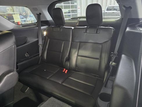 Used 2022 Ford Explorer Limited w/ Equipment Group 301A image 12