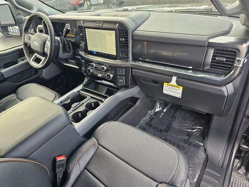 New 2025 Ford F250 Lariat w/ Lariat Ultimate Package image 15