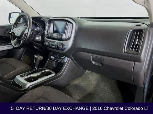 Used 2016 Chevrolet Colorado LT w/ Midnight Edition AWD/4WD image 31