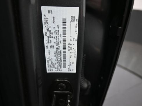 Used 2023 Ford F150 Lariat AWD/4WD image 19