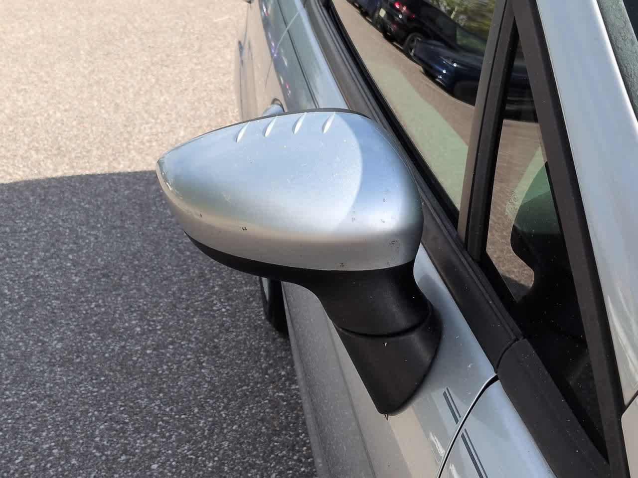 Used 2013 Ford Fiesta S FWD image 12