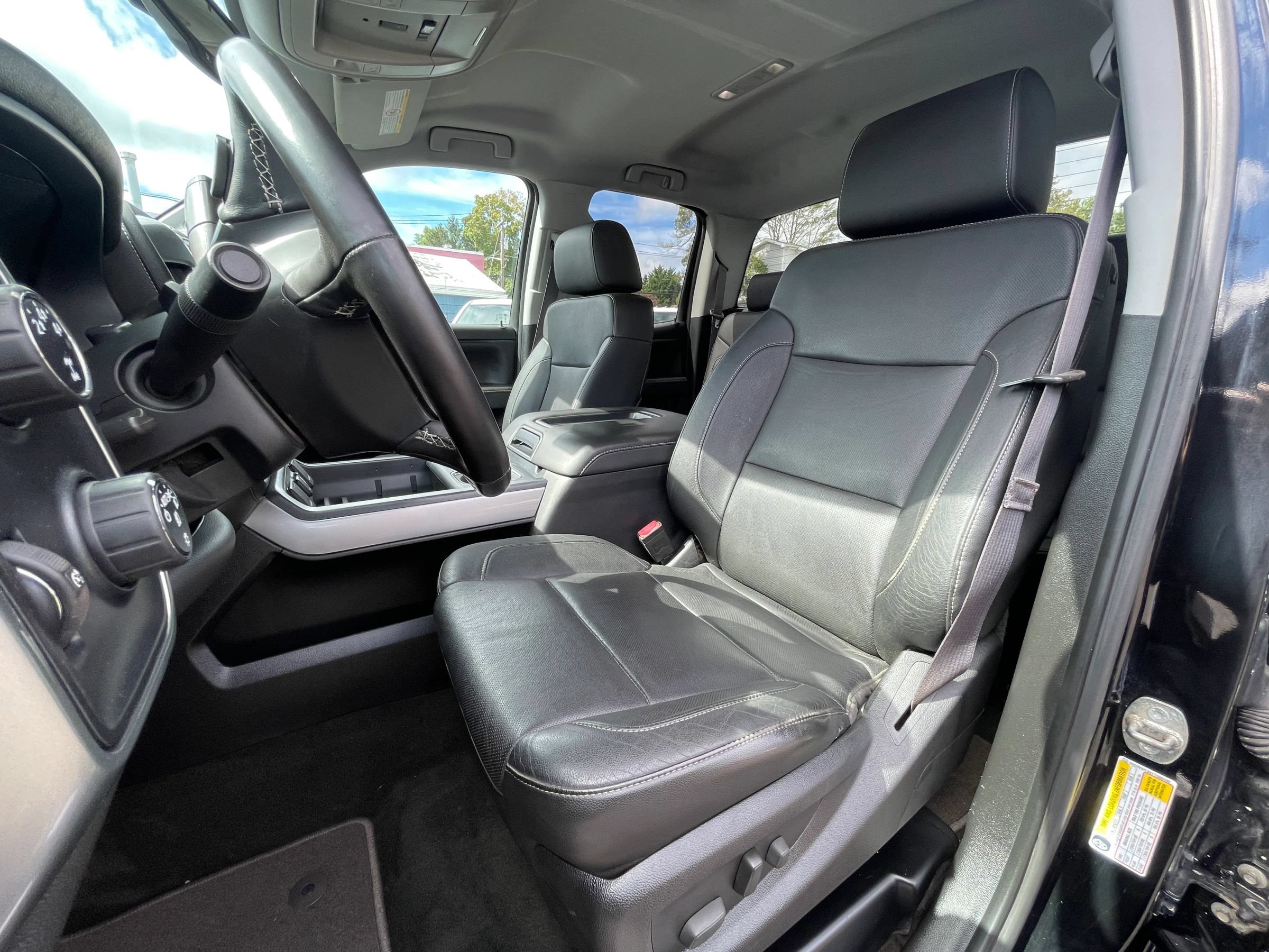 Used 2015 Chevrolet Silverado 2500 LTZ w/ LTZ Plus Package AWD/4WD image 11