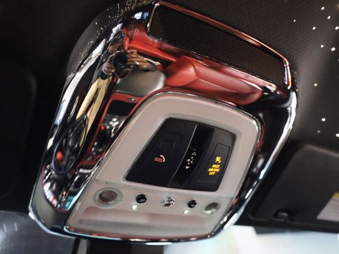 Used 2017 Rolls-Royce Ghost image 35