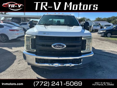 Used 2017 Ford F350 XL w/ Power Equipment Group RWD image 2