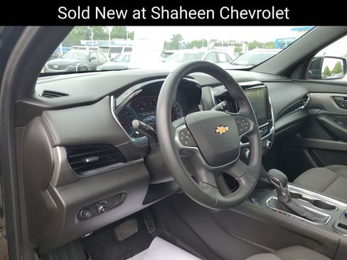 Certified 2023 Chevrolet Traverse LT FWD image 8