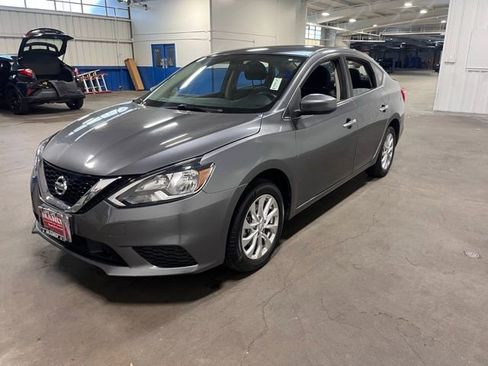 Used 2019 Nissan Sentra SV FWD image 7