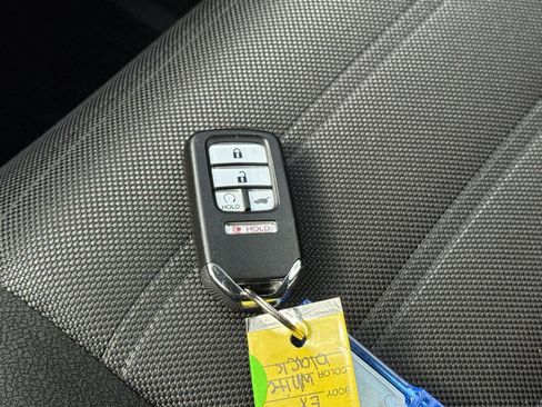 Used 2018 Honda CR-V EX image 31