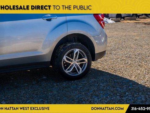 Used 2017 Chevrolet Equinox Premier w/ Enhanced Convenience Package image 36