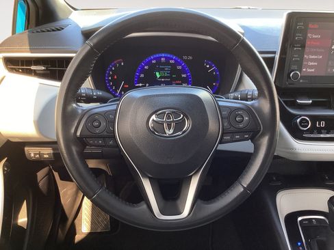 Used 2022 Toyota Corolla XSE FWD image 16