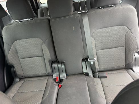Used 2019 Ford Explorer XLT w/ Class III Trailer Tow Package FWD image 9