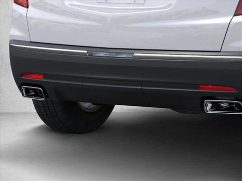 New 2026 Cadillac XT5 Luxury image 14