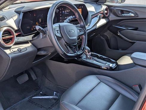 Used 2024 Chevrolet Trax RS w/ Driver Confidence Package image 10