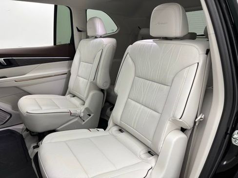 New 2026 Buick Enclave Avenir image 45