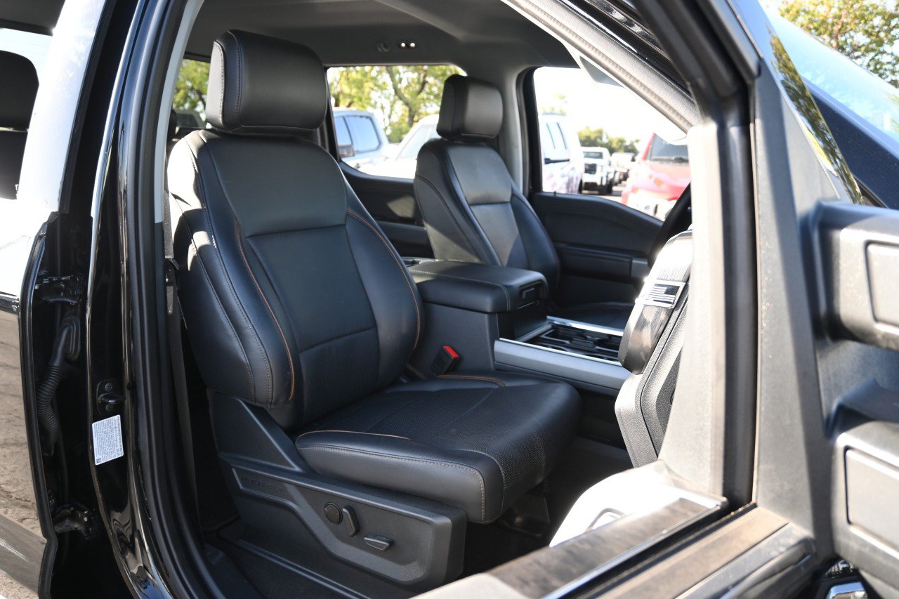 Used 2025 Ford F250 Lariat w/ Chrome Package AWD/4WD image 25