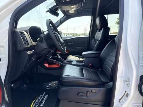 Used 2025 Nissan Frontier Pro-X w/ Pro Premium Package RWD image 11