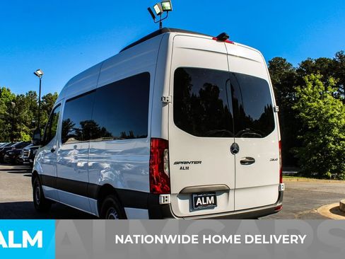 Used 2024 Mercedes-Benz Sprinter 2500 image 4