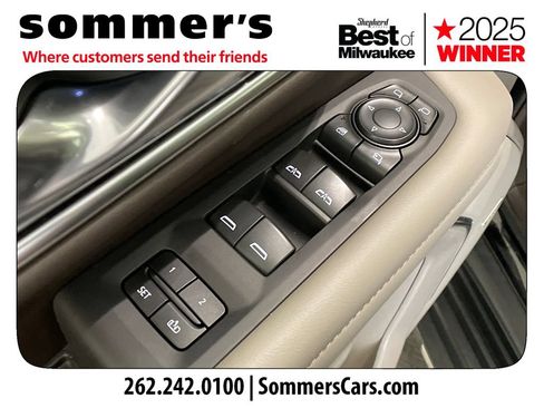 Used 2022 Chevrolet Suburban LT w/ LT Signature Plus Package AWD/4WD image 11
