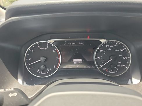 Used 2025 Nissan Rogue SV FWD image 19