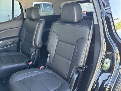 Certified 2023 GMC Acadia SLT w/ Elevation Edition AWD/4WD image 22