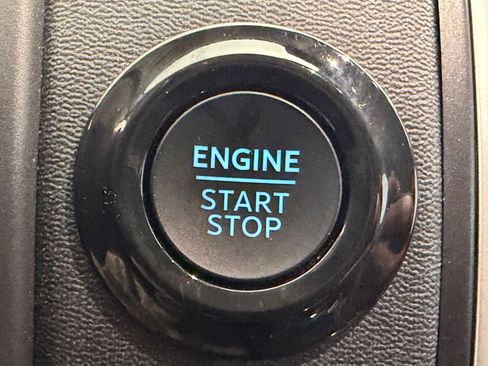 Certified 2025 Ford Expedition Max Active image 30