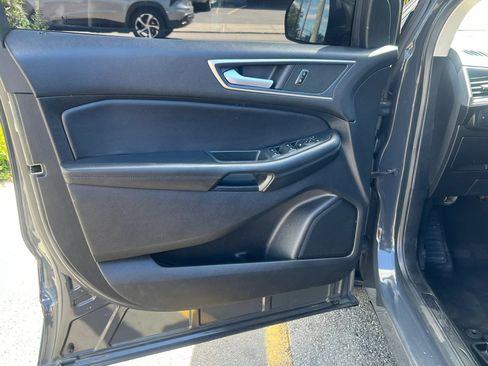 Used 2021 Ford Edge SEL FWD image 11