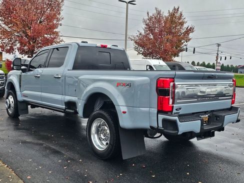 Used 2024 Ford F450 Platinum w/ FX4 Off-Road Package image 7