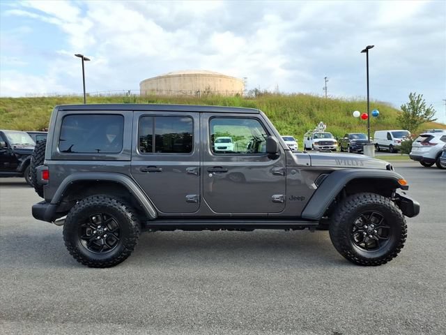 Used 2025 Jeep Wrangler Unlimited Sport AWD/4WD image 4