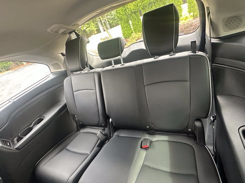 Used 2026 Honda Odyssey Elite image 9
