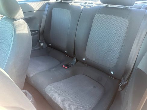 Used 2012 Volkswagen Beetle 2.5 image 15