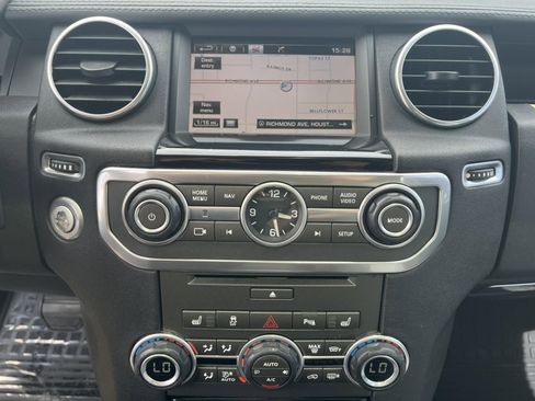 Used 2015 Land Rover LR4 HSE LUX AWD/4WD image 22