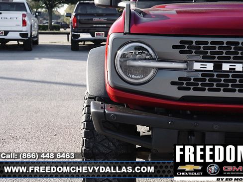 Used 2021 Ford Bronco Badlands image 38