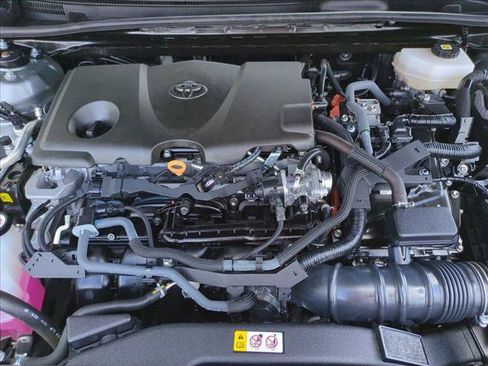 Used 2025 Toyota Camry SE w/ Convenience Package FWD image 22
