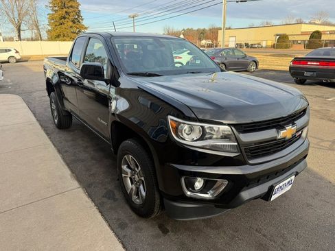 Used 2018 Chevrolet Colorado Z71 image 11