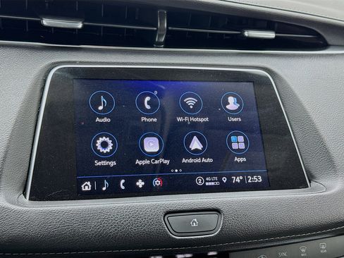 Used 2022 Cadillac XT4 Premium Luxury w/ Safety Alert Package image 9