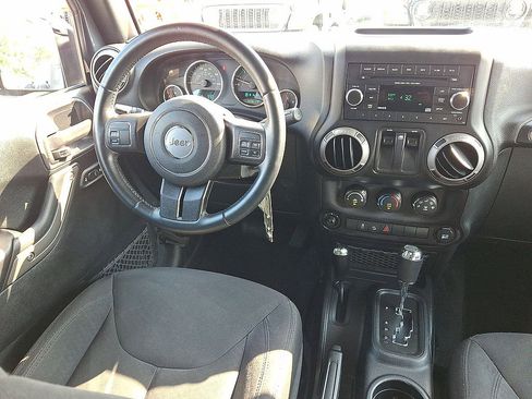 Certified 2017 Jeep Wrangler Sport w/ Quick Order Package 24S AWD/4WD image 15