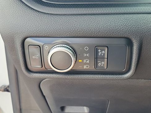 Certified 2020 Ford Explorer 2WD image 29