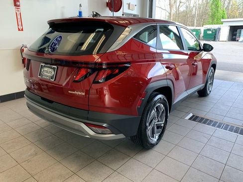 New 2026 Hyundai Tucson Blue SE image 10