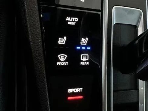 Used 2019 Porsche Cayenne AWD/4WD image 39