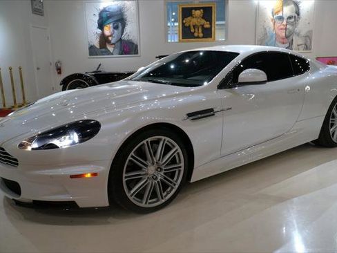 Used 2012 Aston Martin DBS CARBON image 4