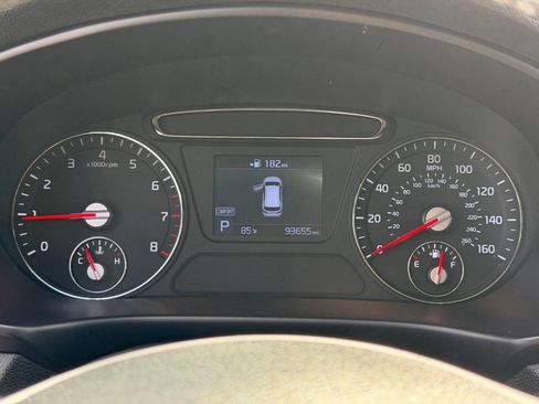 Used 2020 Kia Sorento S image 20