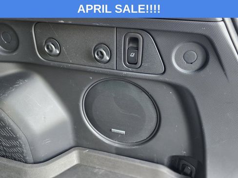 Used 2025 Subaru Forester Limited image 14