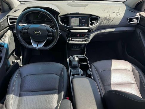 Used 2019 Hyundai Ioniq Limited FWD image 12