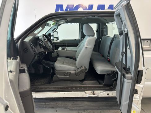 Used 2014 Ford F250 XL w/ Power Equipment Group image 12