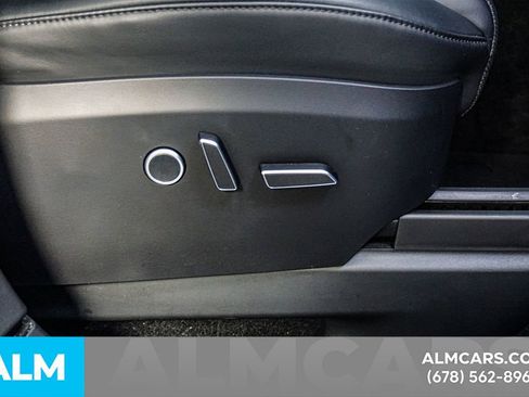 Used 2022 Tesla Model X Plaid image 45