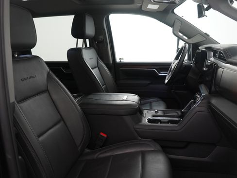 Used 2025 GMC Sierra 2500 Denali w/ Denali Reserve Package image 11