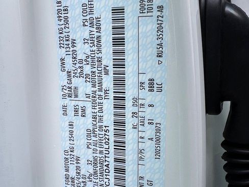 New 2026 Lincoln Corsair Premiere image 23