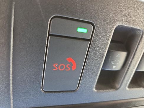 Used 2024 Nissan Pathfinder SL w/ SL Premium Package image 22